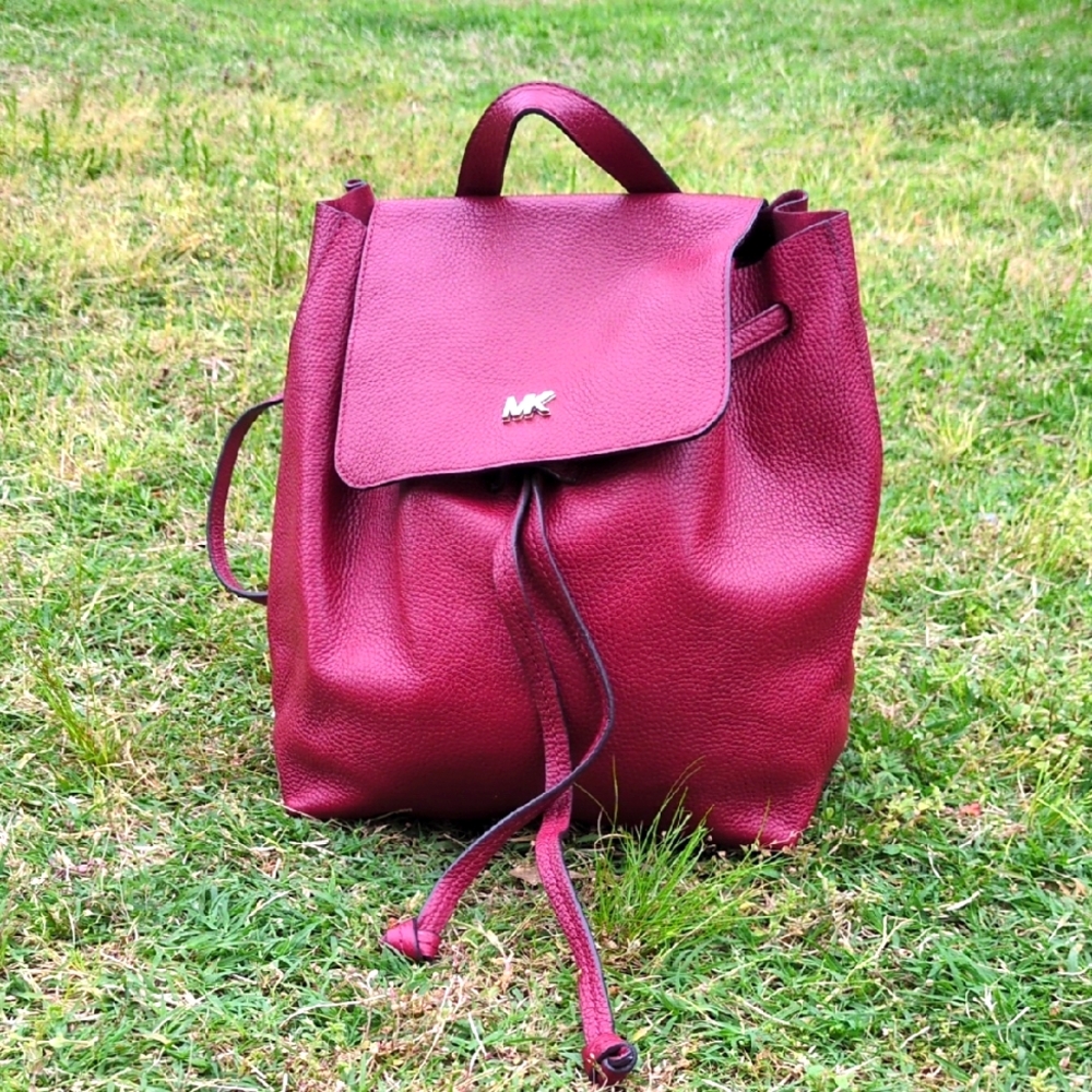 Michael Kors EUC Burgundy Deep Red Junie Med Pebbled Leather Backpack Purse